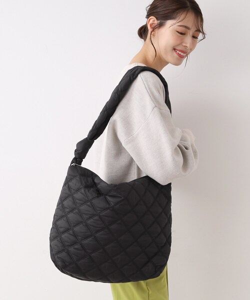 SHOO・LA・RUE（シューラルー）の「◆キルティングビッグショルダーバッグ（ショルダーバッグ・レディース・ベージュ/グレー/ブラック/カーキ・00）」の12枚目の写真