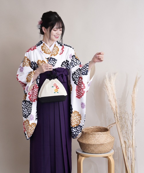 袴セット　白地に赤と紺の雪輪