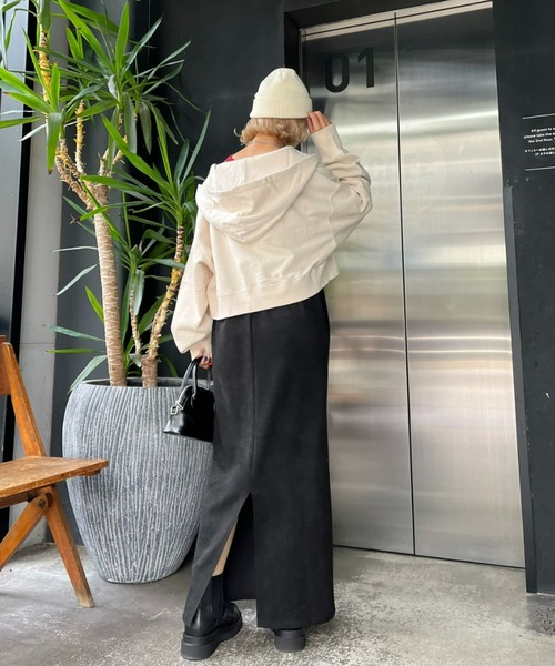 CIAOPANIC（チャオパニック）の「ピグメントスキッパーフーディー/ショート丈パーカー（パーカー・レディース・オフホワイト/マスタード/チャコールグレー・FREE）」の15枚目の写真