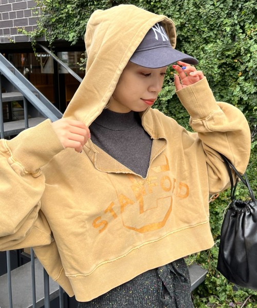 CIAOPANIC（チャオパニック）の「ピグメントスキッパーフーディー/ショート丈パーカー（パーカー・レディース・オフホワイト/マスタード/チャコールグレー・FREE）」の18枚目の写真