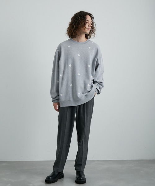 JUNRED（ジュンレッド）の「総柄フラワー刺繍BIGスウェット（スウェット・メンズ・ブラック/ネイビー/グレー・S/M/L）」の11枚目の写真