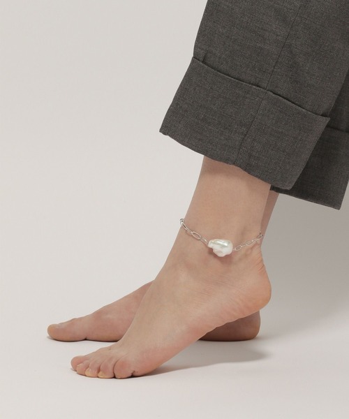 PAS TIERRA(パティエラ)の「【HERE DITAS】IN A ROW Baroque Anklet(アンクレット・レディース・イエローゴールド・FREE)」の5枚目の写真