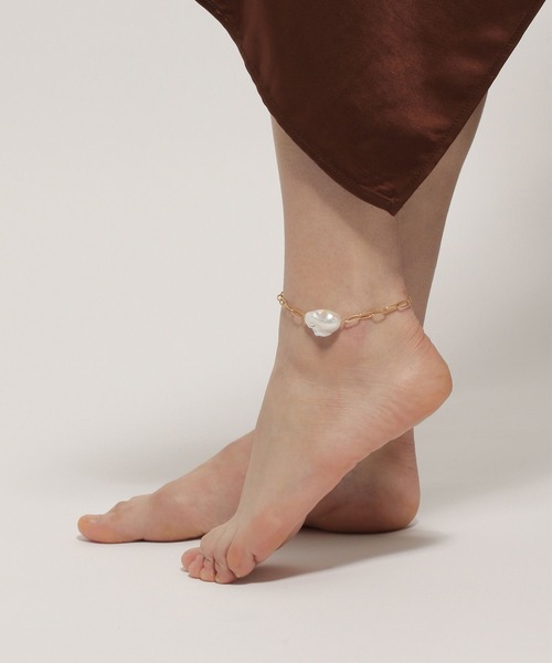PAS TIERRA(パティエラ)の「【HERE DITAS】IN A ROW Baroque Anklet(アンクレット・レディース・イエローゴールド・FREE)」の10枚目の写真