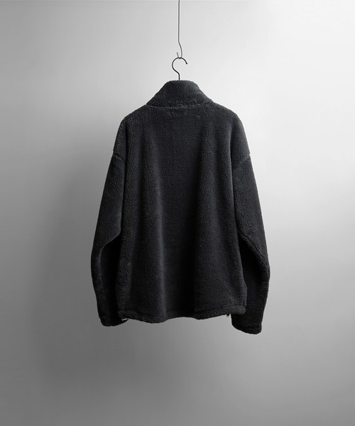 Confirm（コンファーム）の「ビッグシルエット シャギーボア ハーフジッププルオーバー【Confirm】（スウェット・メンズ・チャコールグレー/ベージュ/ナチュラル/ブラック・L/M）」の8枚目の写真