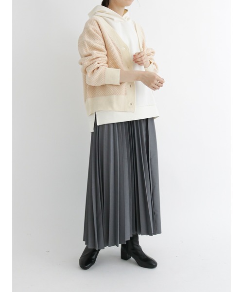 Samansa Mos2 blue(サマンサモスモスブルー)の「ダンボールニットパーカー(パーカー・レディース・サックスブルー/チャコール/キナリ・フリ-)」の6枚目の写真