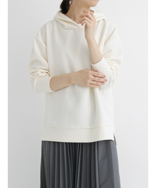 Samansa Mos2 blue(サマンサモスモスブルー)の「ダンボールニットパーカー(パーカー・レディース・サックスブルー/チャコール/キナリ・フリ-)」の14枚目の写真