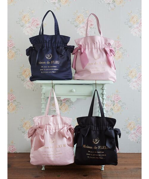 Maison de FLEUR（メゾンドフルール）の「ダブルリボンギャザートートバッグ（トートバッグ・レディース・ピンク/ネイビー/ブラック/ピンクベージュ・FREE）」の16枚目の写真