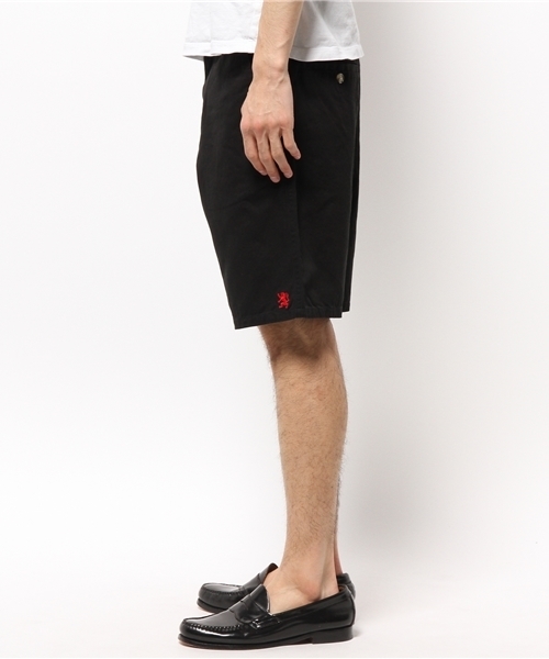 GIORDANO（ジョルダーノ）の「[GIORDANO]コットンツイルライオン刺繍カラーチノショーツ（チノパンツ・メンズ・レッド/イエロー/ネイビー/ブルー/グリーン/ベージュ/ブラック/ホワイト・LARGE/SMALL/MEDIUM）」の17枚目の写真