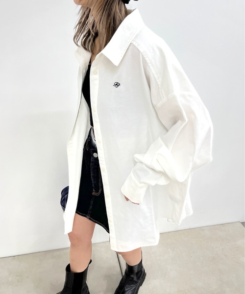 WHO'S WHO gallery（フーズフーギャラリー）の「FPビッグシャツ（シャツ/ブラウス・レディース・オフホワイト/サックスブルー/ホワイト系その他/ブルー系その他・FREE）」の11枚目の写真