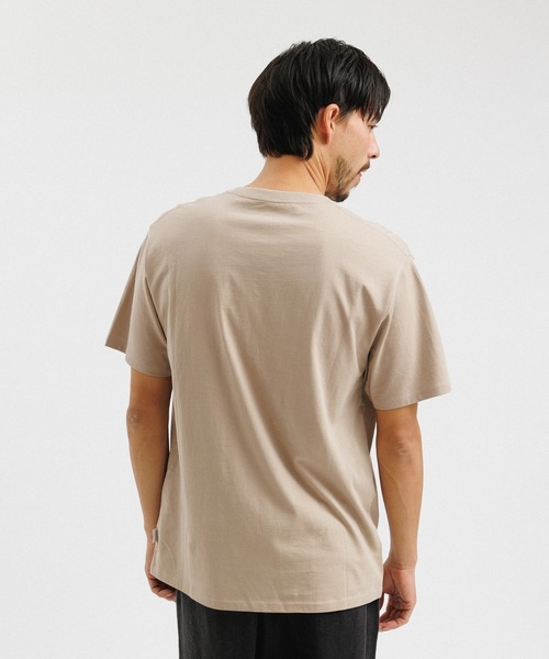 Saturdays NYC(サタデーズ ニューヨークシティ )の「Saturdays Embroidered Standard SS Tee(Tシャツ/カットソー・メンズ・ブラック/ホワイト/ベージュ/オリーブ/ラベンダー・M/X-SMALL/XL/L/S)」の11枚目の写真