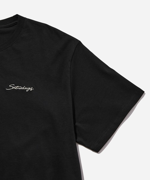 Saturdays NYC(サタデーズ ニューヨークシティ )の「Saturdays Embroidered Standard SS Tee(Tシャツ/カットソー・メンズ・ブラック/ホワイト/ベージュ/オリーブ/ラベンダー・M/X-SMALL/XL/L/S)」の22枚目の写真