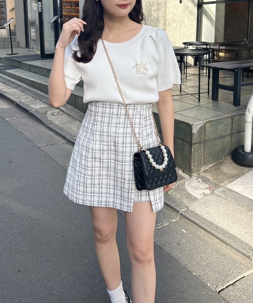 one after another NICE CLAUP（ワンアフターアナザーナイスクラップ）の「ビジューボタンスカパン（その他パンツ・レディース・ブラック/アイボリー/ブラック×ホワイト/ホワイト系その他・FREE）」の11枚目の写真