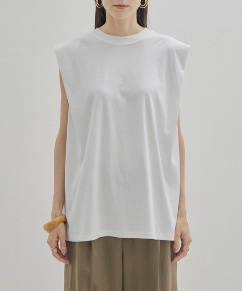 SALON adam et rope'(サロン アダム エ ロペ)の「【UVケア・接触冷感・洗濯耐久】PRIMA VEIL コットンノースリーブTシャツ(Tシャツ/カットソー・レディース・ホワイト/ブラック/カーキ・FREE)」の12枚目の写真