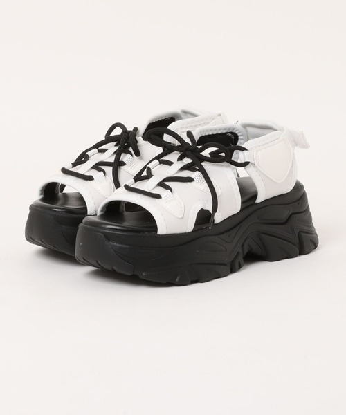 Shoes in Closet(シューズインクローゼット)の「【新色入荷】+6.5㎝ 軽量 厚底 ボリュームソール レースアップ リボン スポーツ サンダル 6357(サンダル・レディース・ベージュ/ホワイト/ブラック×ホワイト/ブラック/ダークブラウン/ホワイト×ブラック/ブラック系その他/ホワイト系その他・S/M/L/LL/3L/XS)」の19枚目の写真