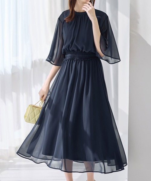 alotta（アロッタ）の「インナー付シャーリングシフォンワンピース（ワンピース・レディース・コバルトブルー/ピンク/ブラック/ネイビー/ブラック系その他・LARGE/XX-LARGE/XXX-LARGE/X-LARGE/MEDIUM/XXXX-LARGE/L/M/LL/3L/4L/5L）」の3枚目の写真