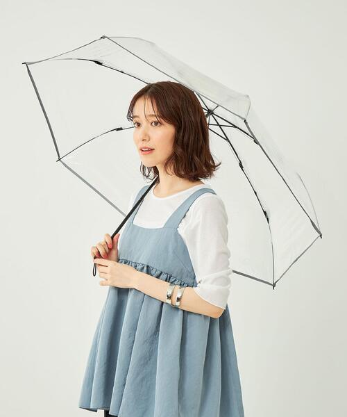 green label relaxing（グリーンレーベルリラクシング）の「＜estaa＞ クリア FLDG アンブレラ / 傘 / 折りたたみ / レイン（折りたたみ傘・レディース・ブラック/ライトグレー・FREE）」の2枚目の写真