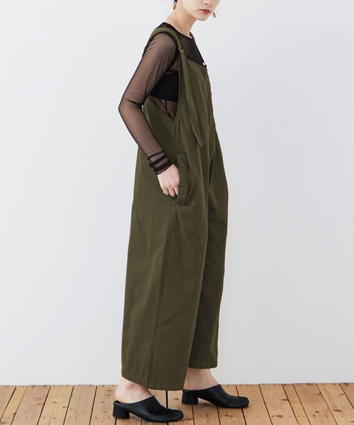Fashion Letter(ファッションレター)の「大きいサイズ アシメサスペンダー サロペットパンツ(サロペット/オーバーオール・レディース・カーキ/ブラック/ベージュ・M~L/LL~3L/4L~5L)」の5枚目の写真