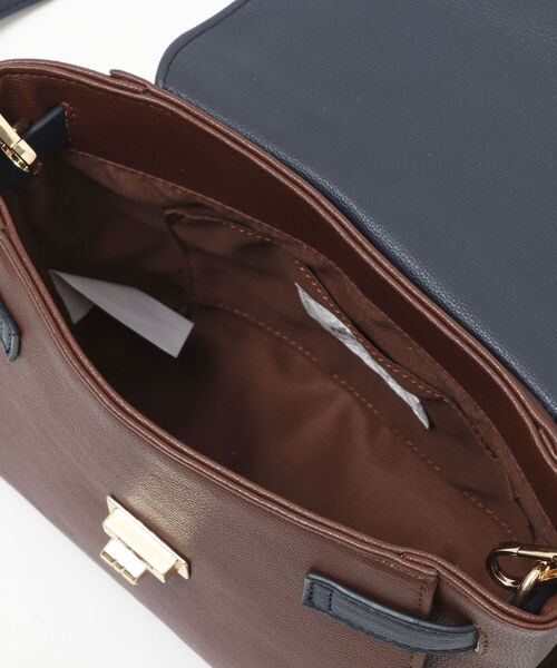 NOLLEY’S（ノーリーズ）の「◇【WEB限定】かぶせハンドバッグ（ハンドバッグ・レディース・ブラウン/ブラック/ベージュ・FREE）」の7枚目の写真