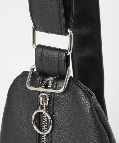 LAKOLE（ラコレ）の「2WAYタックボディバッグ / 965057（ボディバッグ/ウエストポーチ・レディース・ホワイト/ブラック/モカ・FREE）」の12枚目の写真