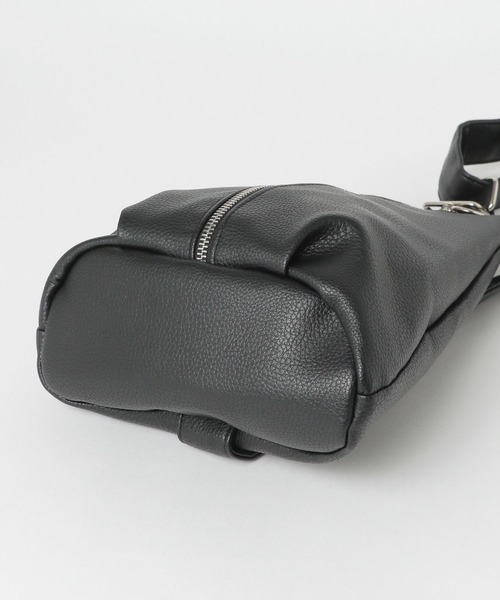 LAKOLE（ラコレ）の「2WAYタックボディバッグ / 965057（ボディバッグ/ウエストポーチ・レディース・ホワイト/ブラック/モカ・FREE）」の15枚目の写真