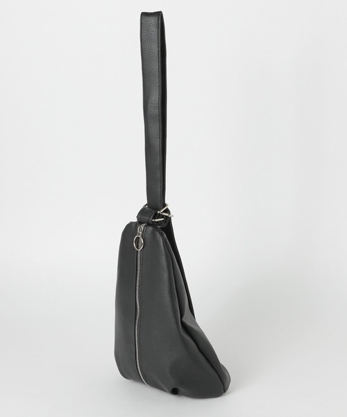 LAKOLE（ラコレ）の「2WAYタックボディバッグ / 965057（ボディバッグ/ウエストポーチ・レディース・ホワイト/ブラック/モカ・FREE）」の9枚目の写真