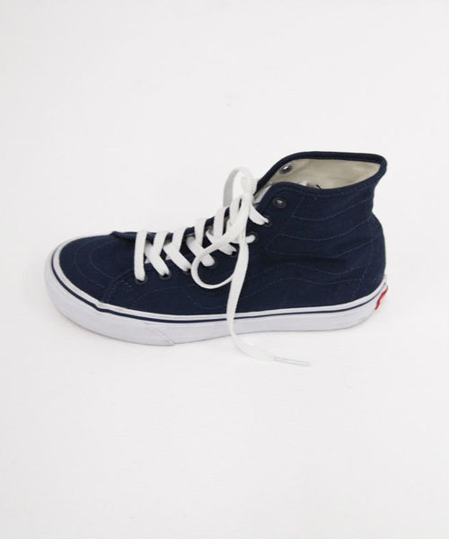 VANS（バンズ）の「ハイカットスニーカーSK-8-HI Exclusive（VANS）（スニーカー・レディース・ネイビー・24.0cm/24.5cm/23.5cm/25.0cm/23.0cm）」の4枚目の写真