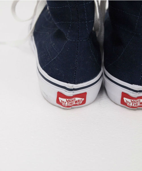 VANS（バンズ）の「ハイカットスニーカーSK-8-HI Exclusive（VANS）（スニーカー・レディース・ネイビー・24.0cm/24.5cm/23.5cm/25.0cm/23.0cm）」の6枚目の写真