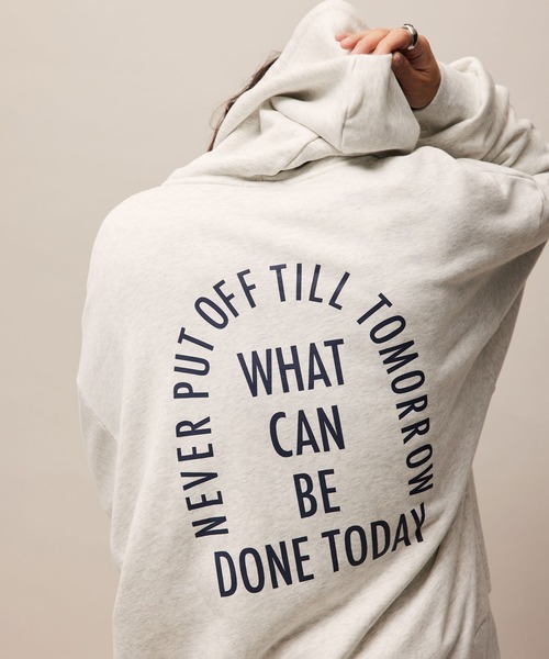 re_k by JUNRED（レクバイジュンレッド）の「re_k by JUNRED / アーチレタリングハーフジップパーカー（パーカー・メンズ・グリーン/チャコールグレー/ライトグレー・S/M/L）」の15枚目の写真