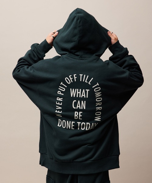 re_k by JUNRED（レクバイジュンレッド）の「re_k by JUNRED / アーチレタリングハーフジップパーカー（パーカー・メンズ・グリーン/チャコールグレー/ライトグレー・S/M/L）」の18枚目の写真