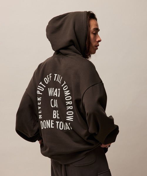 re_k by JUNRED（レクバイジュンレッド）の「re_k by JUNRED / アーチレタリングハーフジップパーカー（パーカー・メンズ・グリーン/チャコールグレー/ライトグレー・S/M/L）」の21枚目の写真