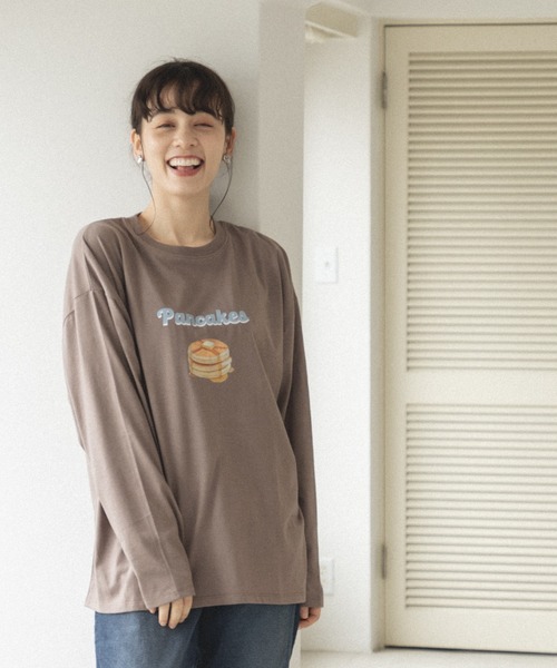 pairmanon(ペアマノン)の「【かぞくおそろい】【大人ユニセックス】オリジナル プリント グラフィック 長袖 Tシャツ(Tシャツ/カットソー・レディース・ベージュ系その他/ブラウン系その他5/ホワイト系その他3/ホワイト系その他/ブラウン系その他3/ブラウン系その他6/ブラック系その他/ベージュ系その他3/ブラック系その他5/ベージュ系その他2・L/M)」の6枚目の写真