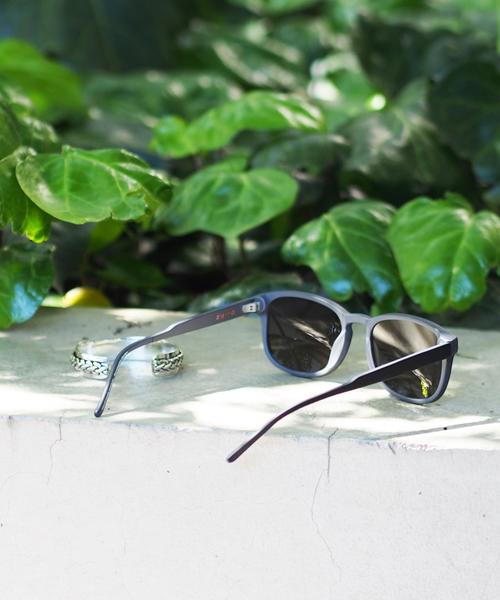 Jewel Changes（ジュエルチェンジズ）の「KAIBOSH ウエリントン ブラック　/　カイボッシュ / サングラス（サングラス・レディース・ブラック・フリー）」の3枚目の写真