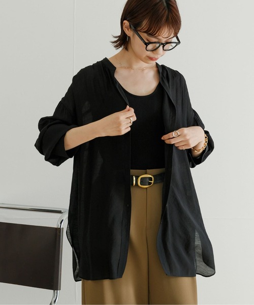 URBAN RESEARCH（アーバンリサーチ）の「シアーギャザーチュニックシャツ（シャツ/ブラウス・レディース・ブラック/オフホワイト/パープル系その他・FREE）」の2枚目の写真