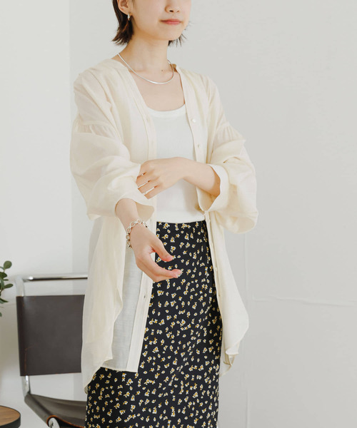 URBAN RESEARCH（アーバンリサーチ）の「シアーギャザーチュニックシャツ（シャツ/ブラウス・レディース・ブラック/オフホワイト/パープル系その他・FREE）」の9枚目の写真