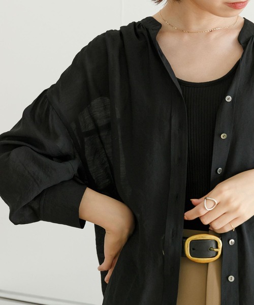 URBAN RESEARCH（アーバンリサーチ）の「シアーギャザーチュニックシャツ（シャツ/ブラウス・レディース・ブラック/オフホワイト/パープル系その他・FREE）」の14枚目の写真