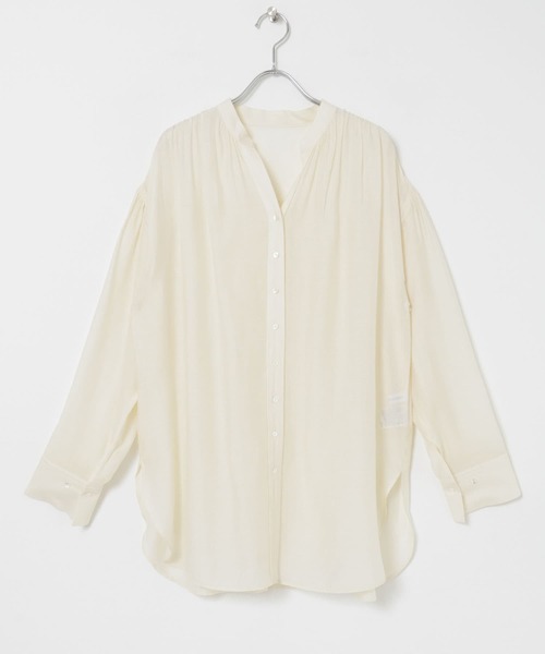 URBAN RESEARCH（アーバンリサーチ）の「シアーギャザーチュニックシャツ（シャツ/ブラウス・レディース・ブラック/オフホワイト/パープル系その他・FREE）」の5枚目の写真