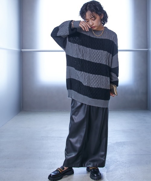 GEVS.(ジェイヴィス)の「<大きいサイズ> フェイクレザータイトマキシスカート GEVS.(スカート・レディース・カーキ/ブラック・L/LL/5L/3L/4L)」の17枚目の写真