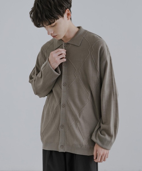 Rocky Monroe（ロッキーモンロー）の「オーバーサイズ ジオメ柄L/S ポロ襟 ニットカーディガン（カーディガン/ボレロ・メンズ・グレイッシュベージュ/ブラウン/ブラック/サックスブルー・M/L）」の4枚目の写真