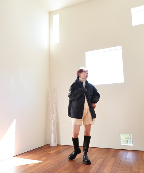 ULEULA(ウルア)の「ライン入りスポーティブルゾン(ブルゾン・レディース・ブラック/ホワイト・FREE)」の13枚目の写真