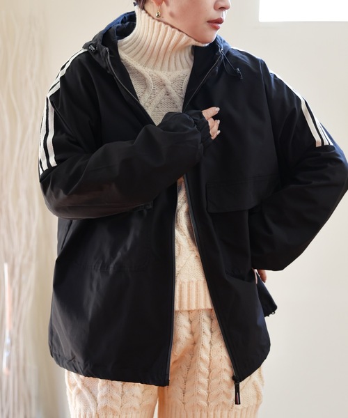 ULEULA(ウルア)の「ライン入りスポーティブルゾン(ブルゾン・レディース・ブラック/ホワイト・FREE)」の4枚目の写真