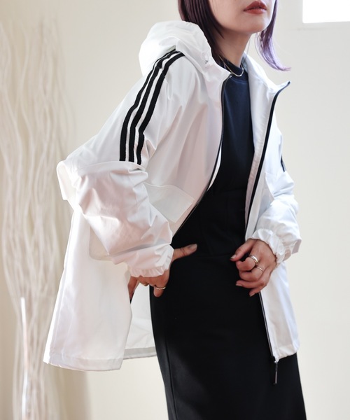 ULEULA(ウルア)の「ライン入りスポーティブルゾン(ブルゾン・レディース・ブラック/ホワイト・FREE)」の17枚目の写真