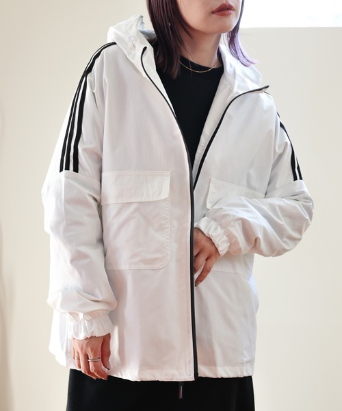 ULEULA(ウルア)の「ライン入りスポーティブルゾン(ブルゾン・レディース・ブラック/ホワイト・FREE)」の15枚目の写真