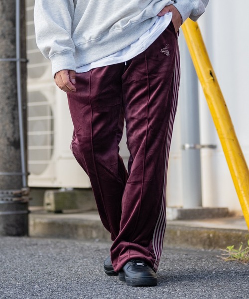 JOHN'S CLOSET(ジョンズクローゼット)の「【13 サイドライン ワンポイント刺繍 ベロアトラックパンツ(その他パンツ・メンズ・ブラウン/ホワイト/ワイン/ブラック・LARGE/MEDIUM)」の19枚目の写真
