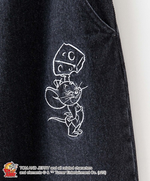 Tom＆Jerry（トムアンドジェリー）の「【OUTDOOR PRODUCTS/アウトドアプロダクツ】【TOM AND JERRY/トムとジェリー】 トムジェリ 　タフィー　 コラボ　　刺繍 　 オーバーサイズデニム　ワイドデニム　ジーンズ（デニムパンツ・メンズ・ブラック/ブルー・MEDIUM/LARGE）」の9枚目の写真