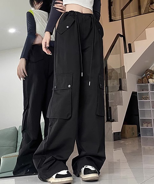 gossip!ロサンゼルス(ゴシップロサンゼルス)の「YUGA ハイウエストカーゴパンツ(カーゴパンツ・レディース・カーキ/ブラック/オフホワイト/グレー・L/M)」の3枚目の写真