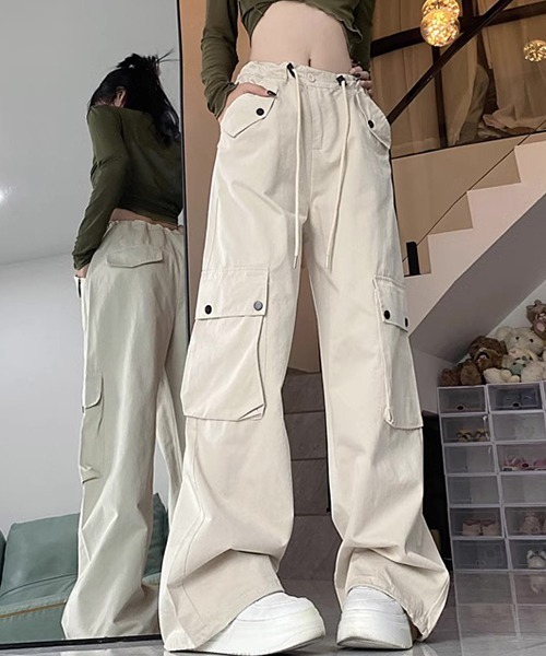 gossip!ロサンゼルス(ゴシップロサンゼルス)の「YUGA ハイウエストカーゴパンツ(カーゴパンツ・レディース・カーキ/ブラック/オフホワイト/グレー・L/M)」の5枚目の写真