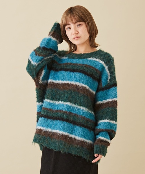   ブルーフルーテッド リーフ オープン シュガー CUBE SUGAR（キューブシュガー）の「ブラッシングニットループ糸