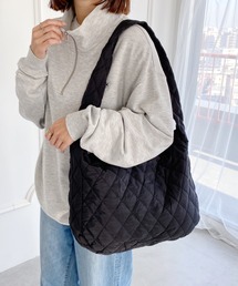 【A4サイズ収納可】キルティングショルダーバッグ マザーズ トラベルバッグ