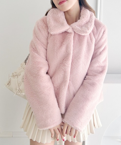 Loueme（ルエム）の「フェイクファー襟付きショートコート（その他