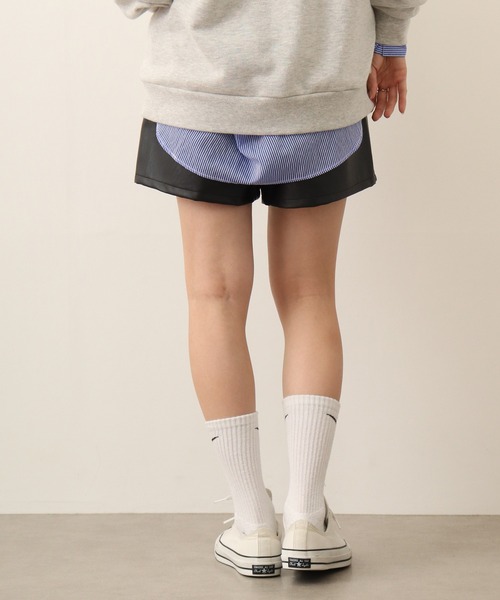 Blasty(ブラスティー)の「BLASTY レザーショートパンツ(その他パンツ・レディース・ブラウン/ホワイト系/ブラック・F)」の5枚目の写真
